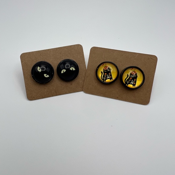 Classic Round Cat Stud Earrings - Stylish Boho Cat Lover Stud Earrings - Picture 7 of 11